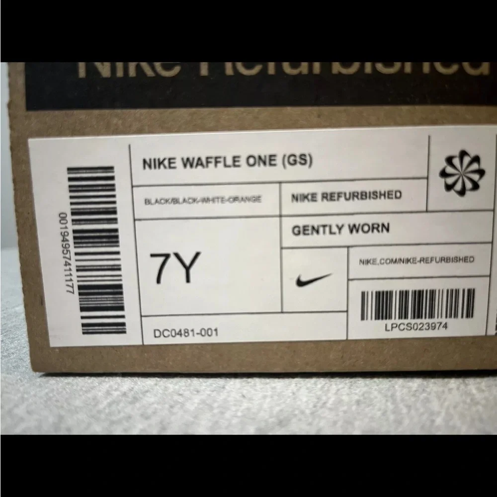 Nike GS Waffle One Grade School Black/White Sneaker Shoe Size 7Y DC0481-001​​​​